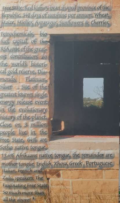 People of the Sand. Vol.1 - Author: Desirée Lourens