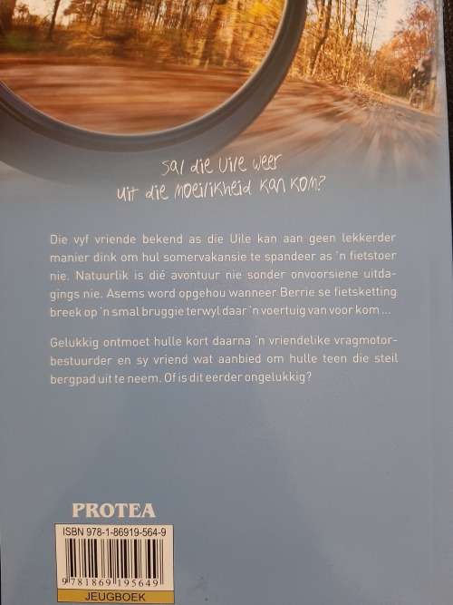 Die Uile in die wapad By Cor Dirks
