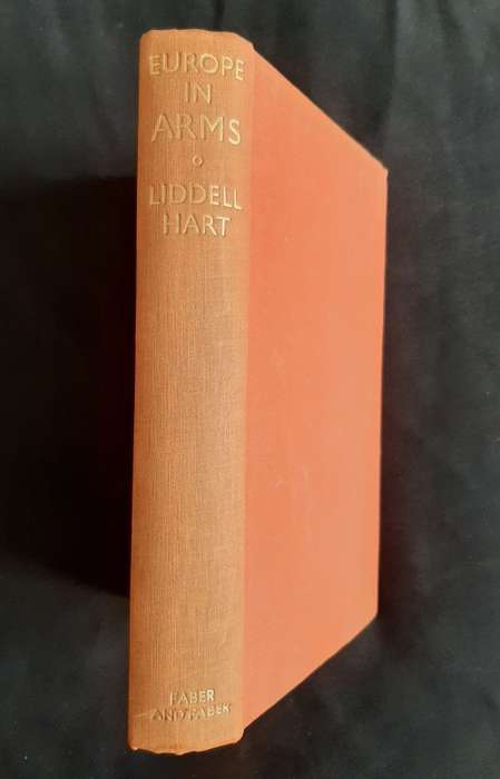 Europe in Arms by Liddell Hart