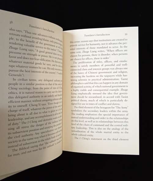 Mastering the Art of War by Zhuge Liang & Liu Ji - Translated by Thomas Cleary