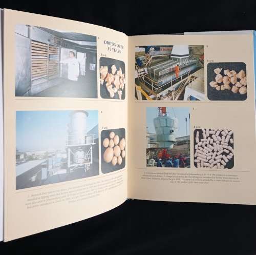 Weighing The Anchor: South Africa`s First Yeast Manufacturer 1923-1998 by Marian Robertson