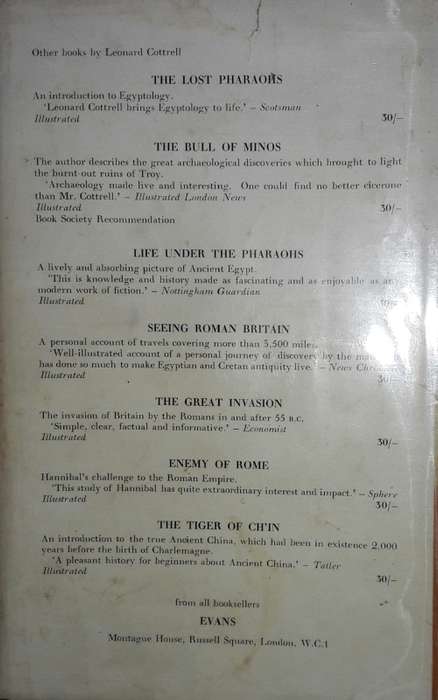 The Lion Gate - Leonard Cottrell