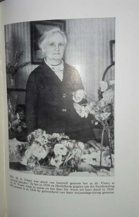 Sanger Van Die Suikerbosrand - Die Lewensverhaal van A G Visser - P H Langenhoven