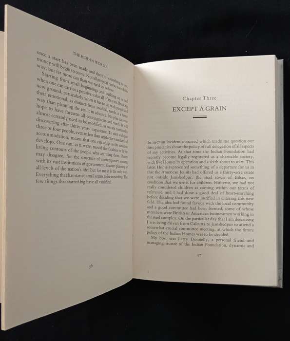 The Hidden World by Leonard Cheshire