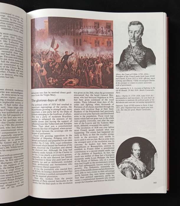 An Illustrated History of the Modern World by General Editor Esmond Wright