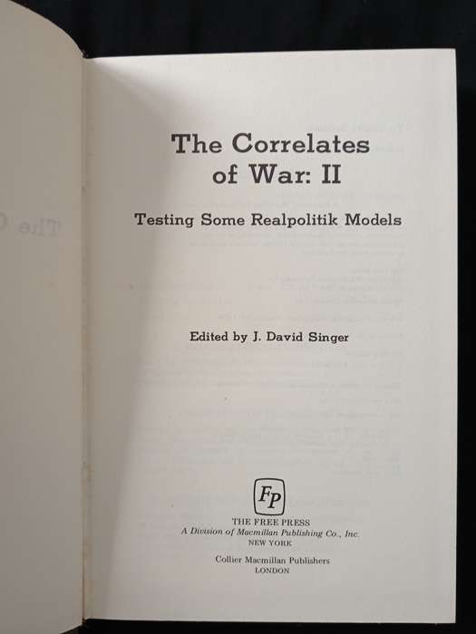 The Correlates of War(set of 2) Edited by J David Singer