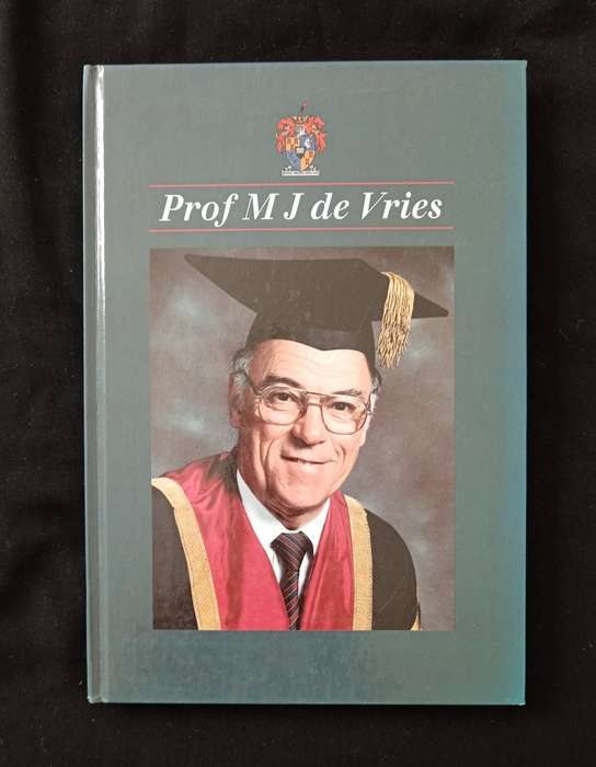 Prof MJ de Vries