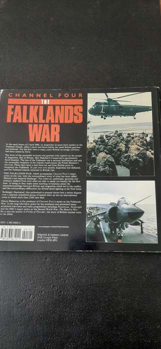 The Falklands War by Denys Blakeway
