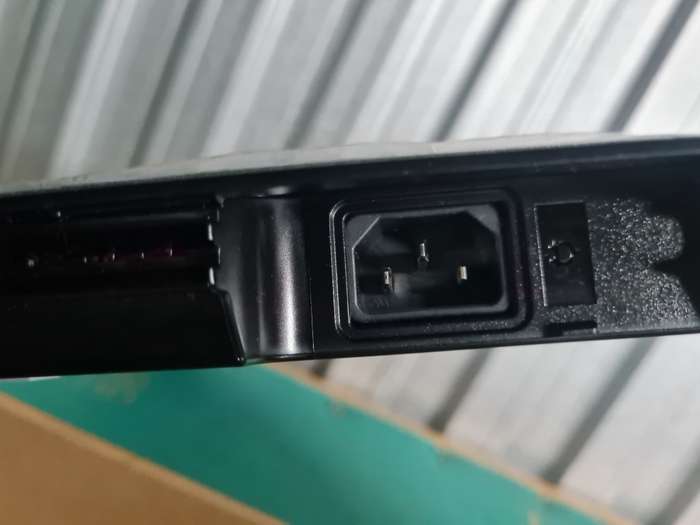SAMSUNG SOC8006CA ONE CONNECT BOX