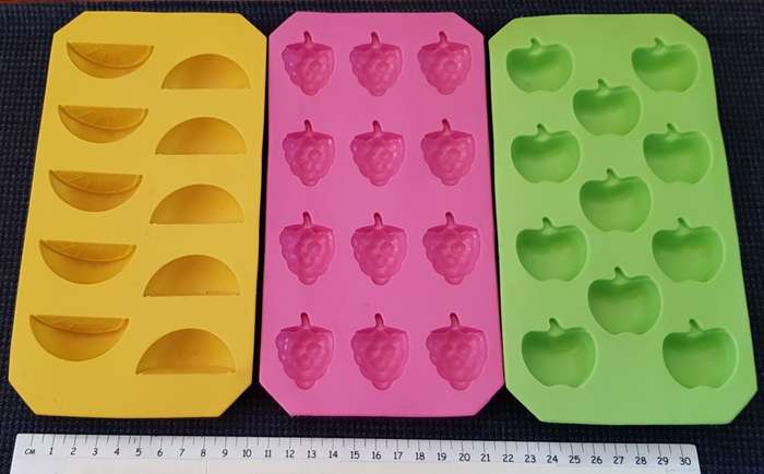 Silicone Ice Cube Trays
