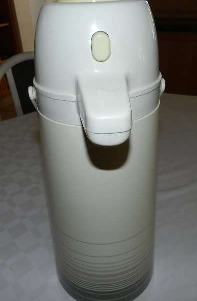 Vintage Air/Pump Pot with vacuum insulated glass interior.  (Thermal) Hot Coffee/cold water dispense