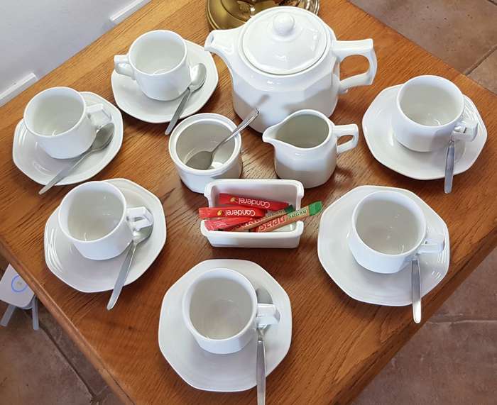 Dinnerware set: Continental Vitrified Hotelware BS4043.  Crockery  17 piece