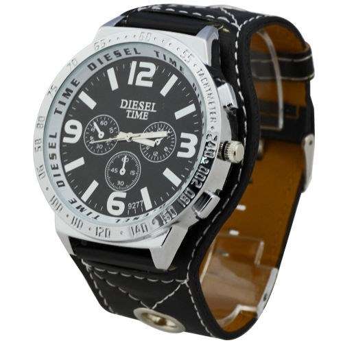 MODERN MENS  QUARTZ WRISTWATCH WITH BIG BLACK DIAL AND WIDE LEATHEROID STRAP