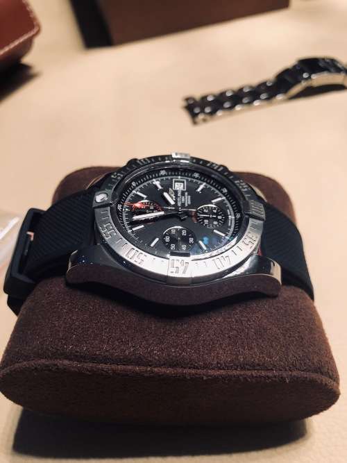 Breitling Avenger 2 Chronograph