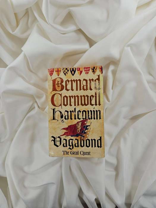 The Grail Quest: Harlequin & Vagabond by Bernard Cornwell - Paperback