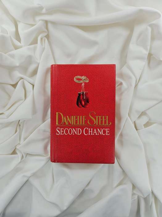 Second Chance by Danielle Steel - Hardback