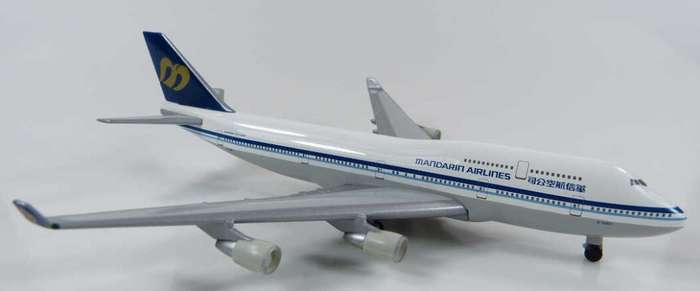 Boeing 747-400 Manderin Airlines - 1/500 Scale (HW511261)(TAS017625)(Herpa Wings)