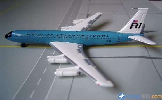 Boeing 707-327C Braniff International (Dark Blue) - 1/500 Scale (NMN7099)(Net Models)