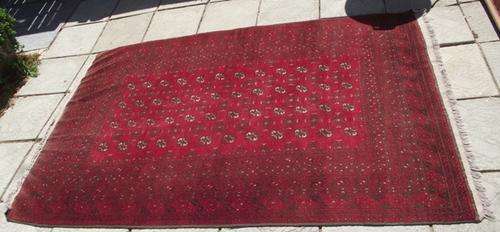 LARGE HAND MADE PERSIAN CARPET