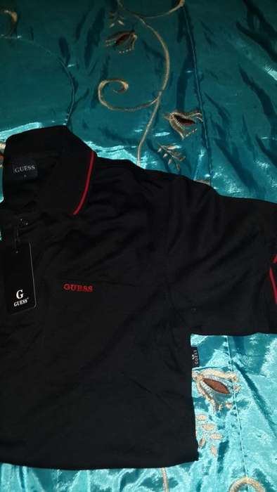 Stunning Black Guess Golfer XXL