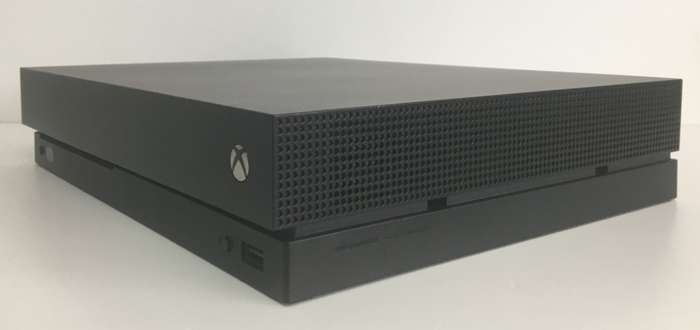 Xbox One X 1TB Boxed Plus One Controller, 5 Games And Console Stand Great Condition!