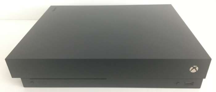 Xbox One X 1TB Boxed Plus One Controller, 5 Games And Console Stand Great Condition!