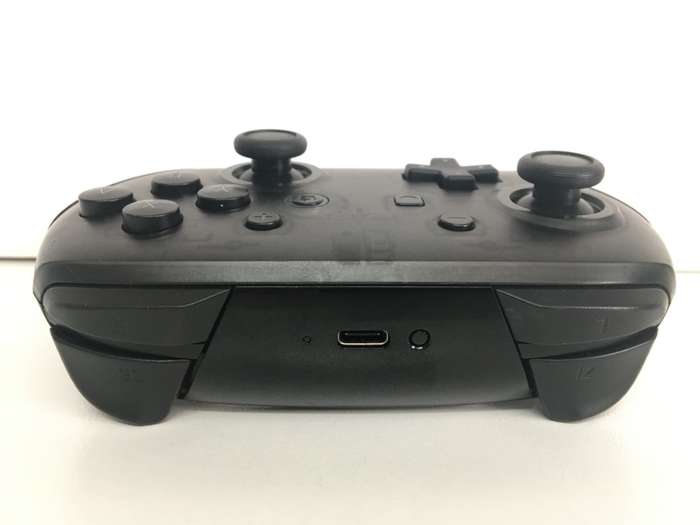 Nintendo Switch Pro Controller Great Condition!
