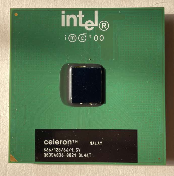 Intel Socket 370 Coppermine Celeron 566Mhz SL46T