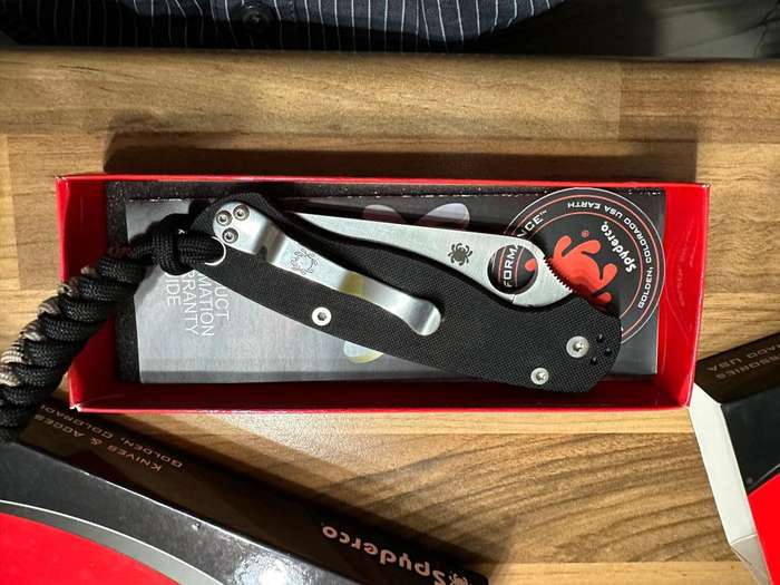 SpyderCo Paramilitary 2 Black S45VN (C81GP2) + ReaperWorx Carbon Scales