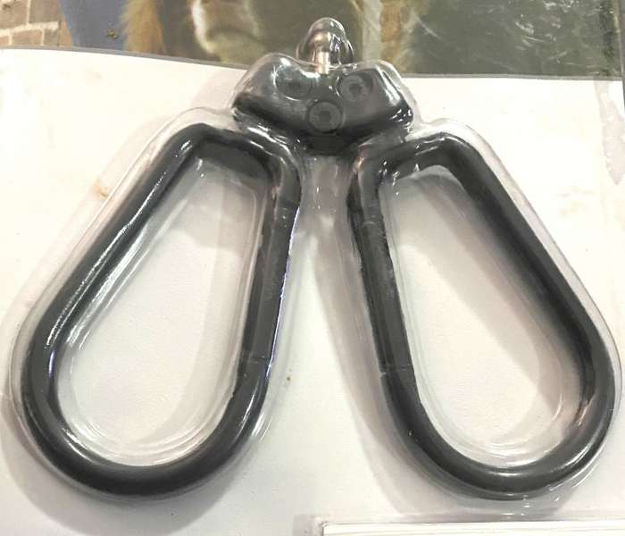Gismo Dual Leash Holder (Please read)