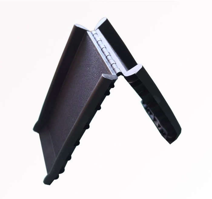 Folded Plastic Dog Ramp