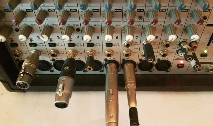 BEHRINGER EUROPOWER PMX2000 POWERED MIXER