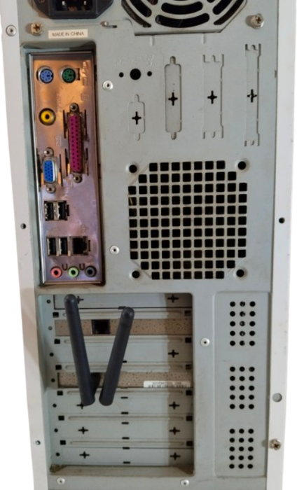 DESKTOP PC BOX/TOWER: ASUS P4S533­MX ~ INTEL(R) CELERON(R) CPU 2.00GHZ (LEGACY/`VINTAGE` TECHNOLOGY)
