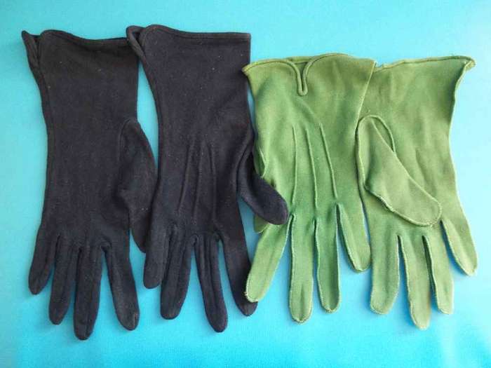 2 Pairs Of Vintage Gloves, Navy & Green - Small Size