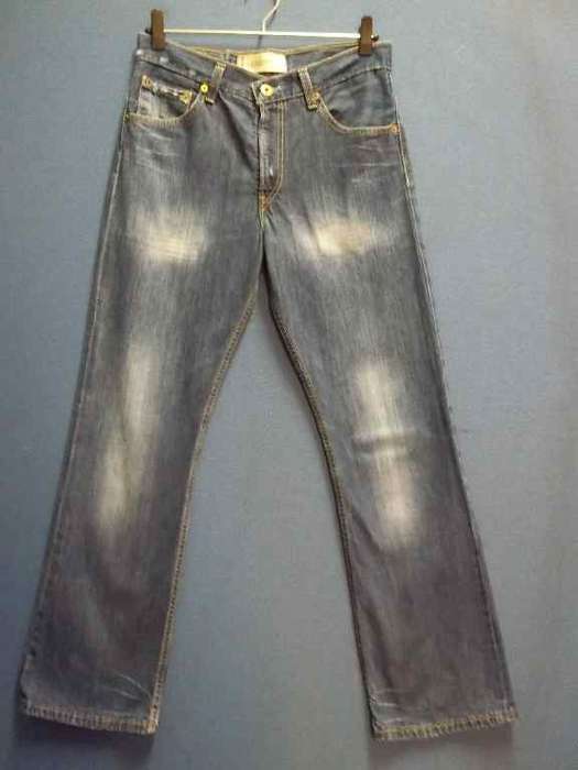 Distressed Levi  507 Jeans - Waist 78cm