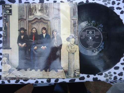 BEATLES "HEY JUDE" PARLOPHONE STEREO LP IN V/GOOD CONDITION