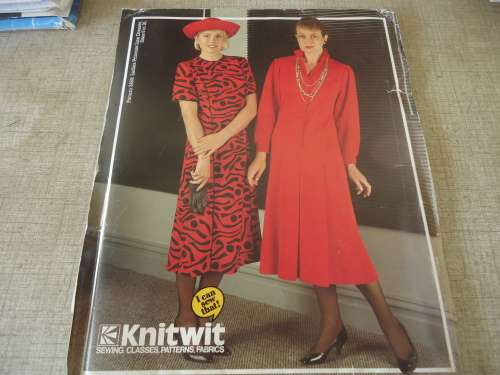 KNITWIT PATTERNS 3900  "LADIES BLOUSON DRESS" SIZES 6 -22
