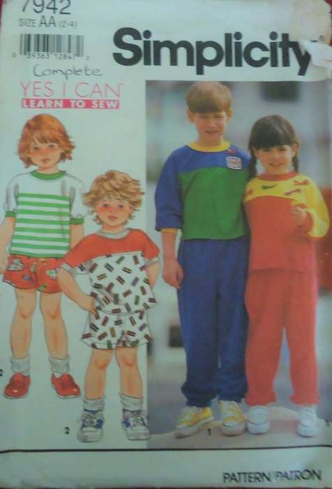 SIMPLICITY PATTERNS 7942 KIDS T SHIRT-PANTS-SHORTS SIZE AA = 2 - 4 YEARS COMPLETE