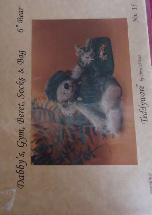 DABBY`S GYM, BERET, SOCKS & BAG FOR A  6` BEAR #15 - KNITTING  PATTERN & INSTRUCTIONS