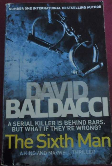 DAVID BALDACCI "THE SIXTH MAN"- SMALL SIZE SOFT COVER