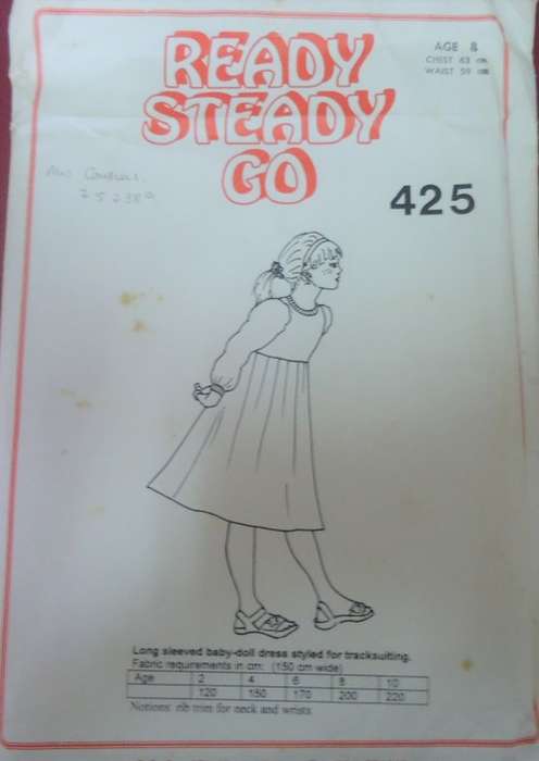 READY-STEADY-GO 425-LONG SLEEVE BABY DOLL DRESS  SIZE AGE 8 CHEST 63 CM COMPLETE
