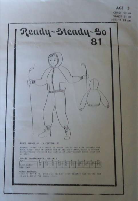 READY-STEADY-GO PATTERN 81  RAGLAN JACKET WITH HOOD AGE 3 CHEST 53 CM