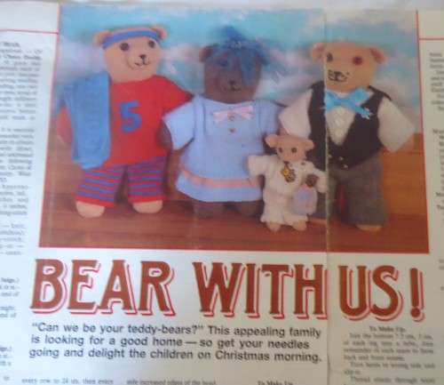 KNIT - BEAR WITH US! SIZE APPROX DAD- 38 CM/15` BABY: 18 CM/7` MUMMY  33 CM/13`