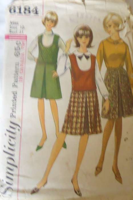 VINTAGE SIMPLICITY 6184 BLOUSE-TOP-SKIRT SIZE 10 BUST 31` COMPLETE