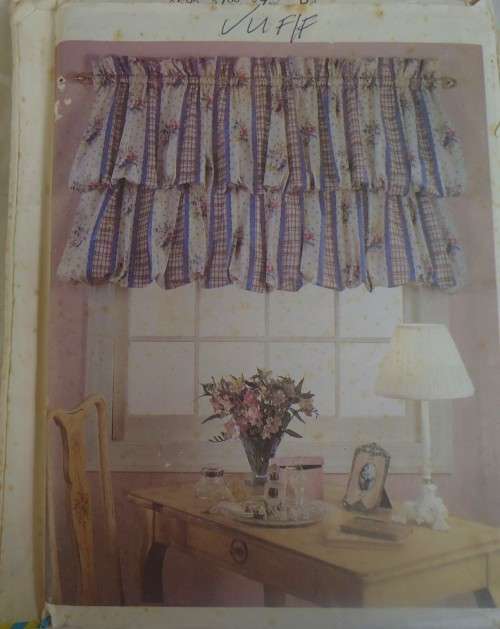 McCALLS CRAFTS 4402-WINDOW ESSENTIALS ONE SIZE- COMPLETE-UNCUT-F/FOLDED