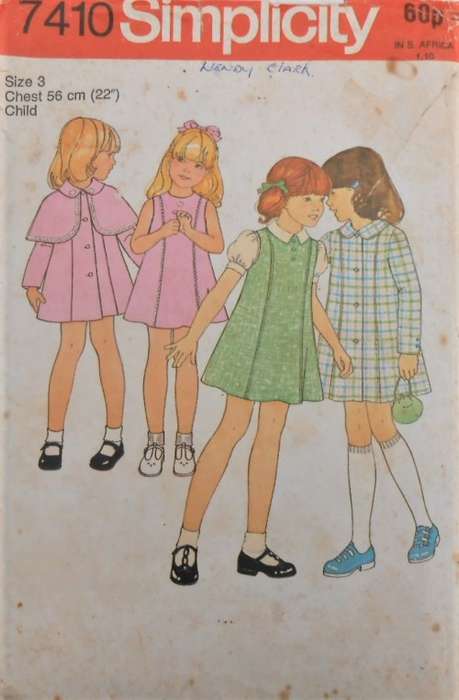 SIMPLICITY 7410 GIRLS DRESS-PINAFORE-COAT-DETACH CAPE SIZE 3 YEARS CHEST 56 CM/22 COMPLETE