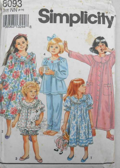 SIMPLICITY 8093 GIRLS NIGHTGOWN-ROBE-LONG/SHORT PJS SIZE 8-14 YEARS COMPLETE