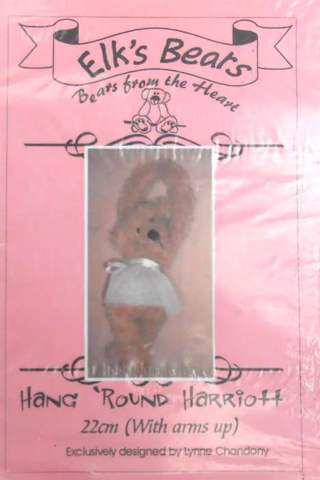 HANG ROUND HARRIOTT - 22 CM WITH ARMSUP BY ELK`S BEARS - PATTERN ONLY
