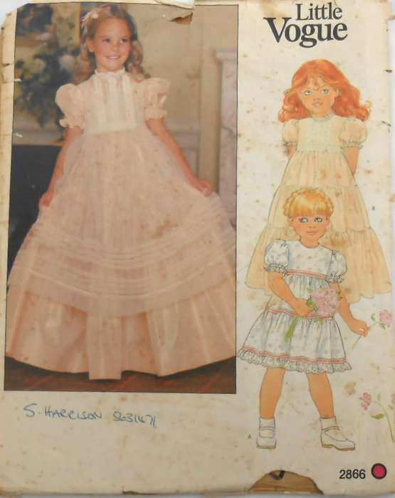 LITTLE VOGUE 2866 GIRLS DRESS & PINAFORE   SIZE 4 YEARS COMPLETE & SUPPLIED IN ZIPLOC