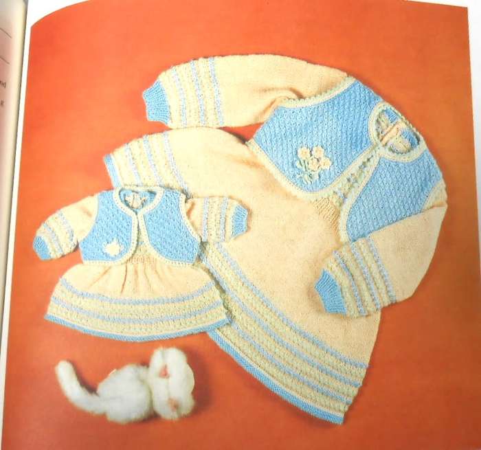 LITTLE PRINCESSES & THEIR DOLLS-GIRLS 1 1/2 - 4 YEARS+DOLLS 40/50-CM ZITA SCHIMMING-64 PG SOFT COVER